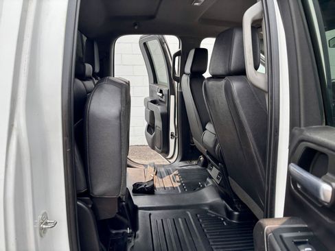 Used 2023 GMC Sierra 2500 Pro w/ Convenience Package AWD/4WD image 15
