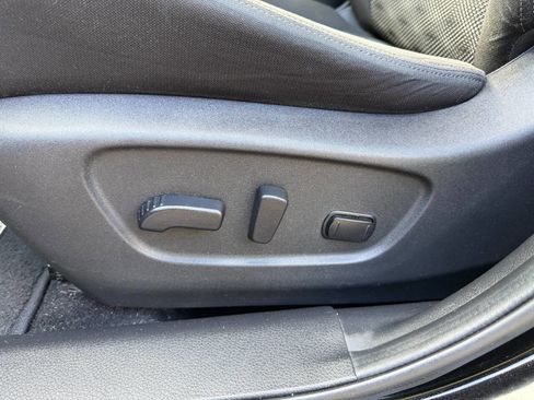 Used 2019 Nissan Rogue Sport SV w/ Technology Package AWD/4WD image 28