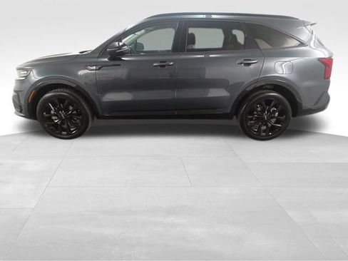 Used 2023 Kia Sorento SX AWD/4WD image 4