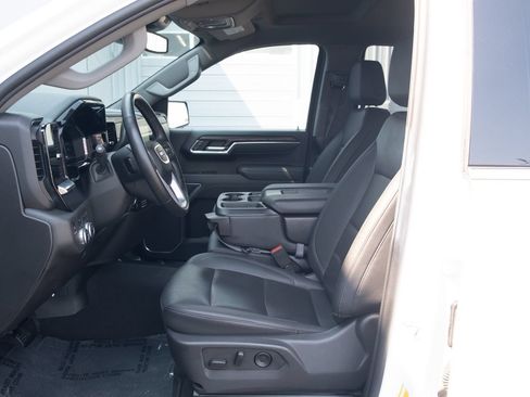 Used 2025 GMC Sierra 1500 SLT AWD/4WD image 11