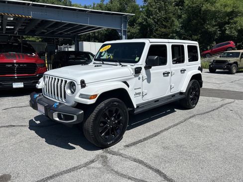 Certified 2023 Jeep Wrangler Unlimited Sahara w/ Cold Weather Group AWD/4WD image 1