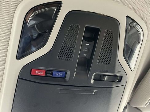 Certified 2025 Subaru Legacy Limited w/ Popular Package #3 image 21