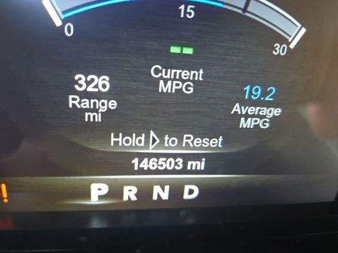 Used 2018 RAM 1500 Laramie RWD image 11