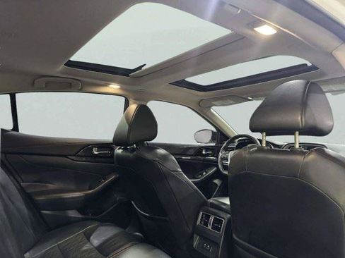 Used 2019 Nissan Maxima Platinum w/ Illumination Package FWD image 38