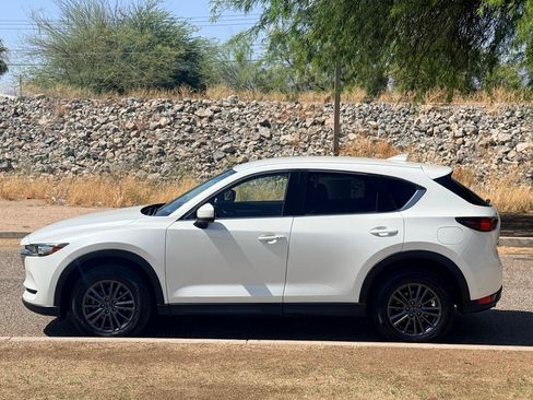 Used 2019 MAZDA CX-5 Touring FWD image 2