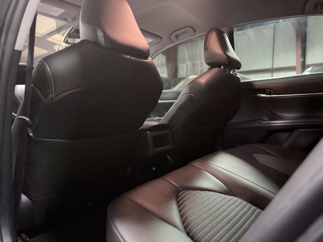 Used 2023 Toyota Camry SE FWD image 9