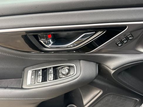 Used 2023 Subaru Outback Limited image 13