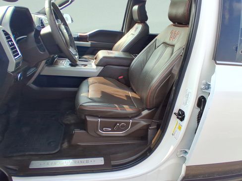 Used 2016 Ford F150 King Ranch w/ Equipment Group 601A Luxury AWD/4WD image 21