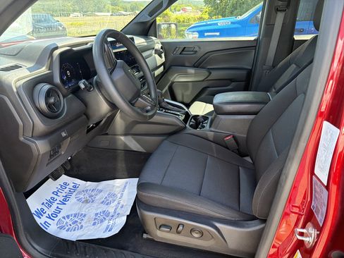 Used 2023 Chevrolet Colorado Trail Boss w/ Safety Package AWD/4WD image 14