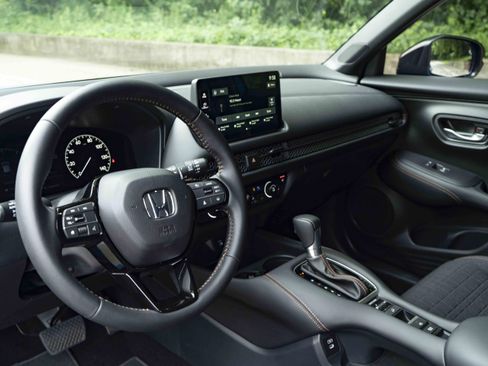 Used 2026 Honda HR-V Sport image 17