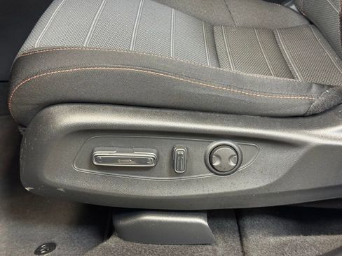 Used 2025 Honda CR-V Sport image 16