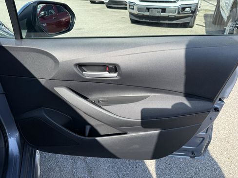Used 2021 Toyota Corolla LE FWD image 29
