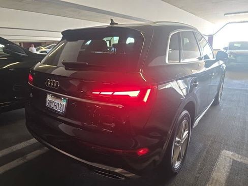 Used 2024 Audi Q5 e Premium AWD/4WD image 4