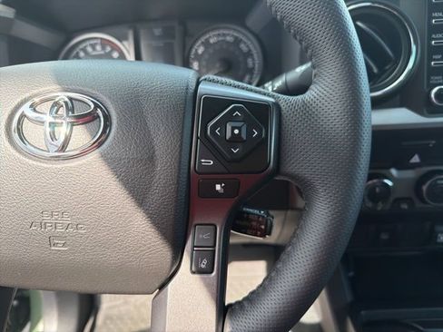 Certified 2022 Toyota Tacoma TRD Sport image 25