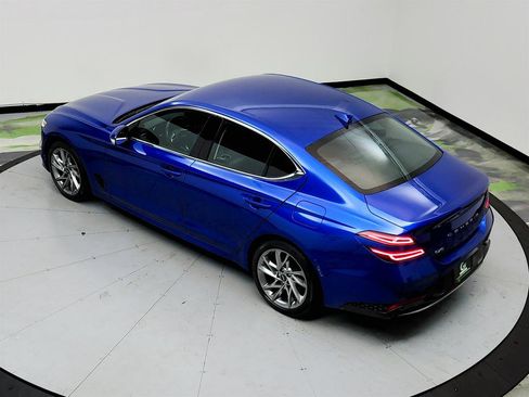 Used 2022 Genesis G70 2.0T image 36