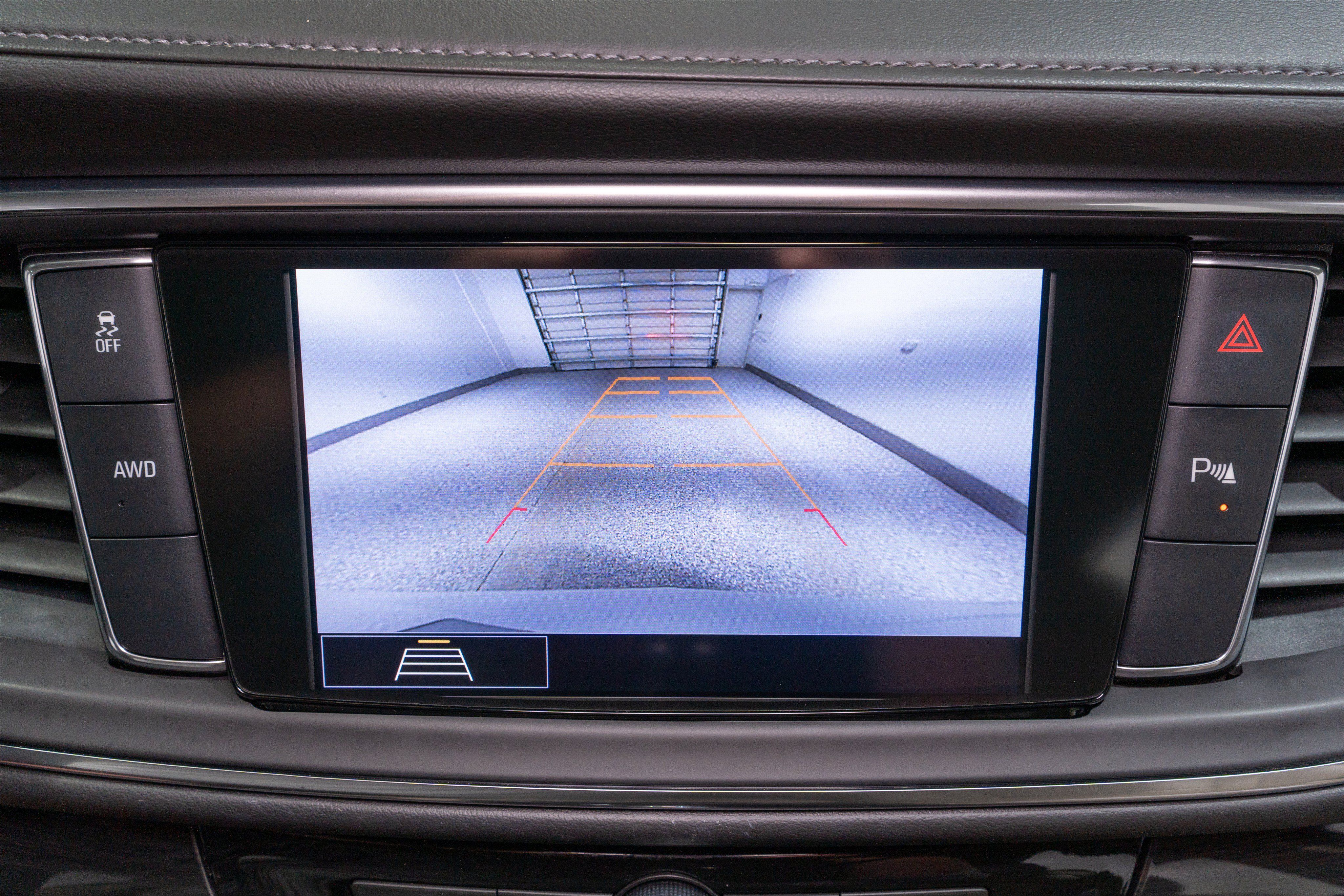 Used 2020 Buick Enclave Essence AWD/4WD image 20