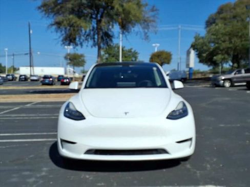 Used 2022 Tesla Model Y Long Range AWD/4WD image 12