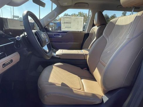 New 2026 INFINITI QX80 Luxe w/ Cargo Package image 14