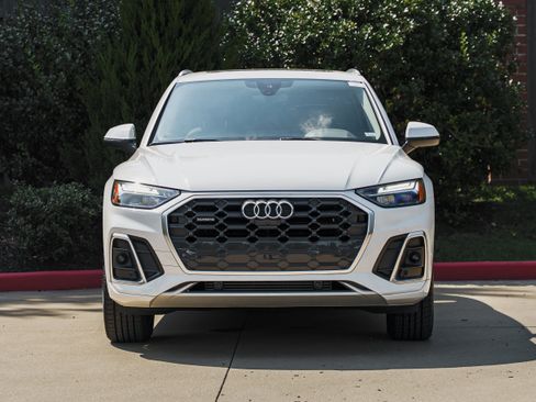 Certified 2023 Audi Q5 2.0T Premium Plus w/ Premium Plus Package AWD/4WD image 28