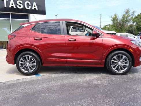 Used 2022 Buick Encore GX Select w/ Sport Touring Package FWD image 9