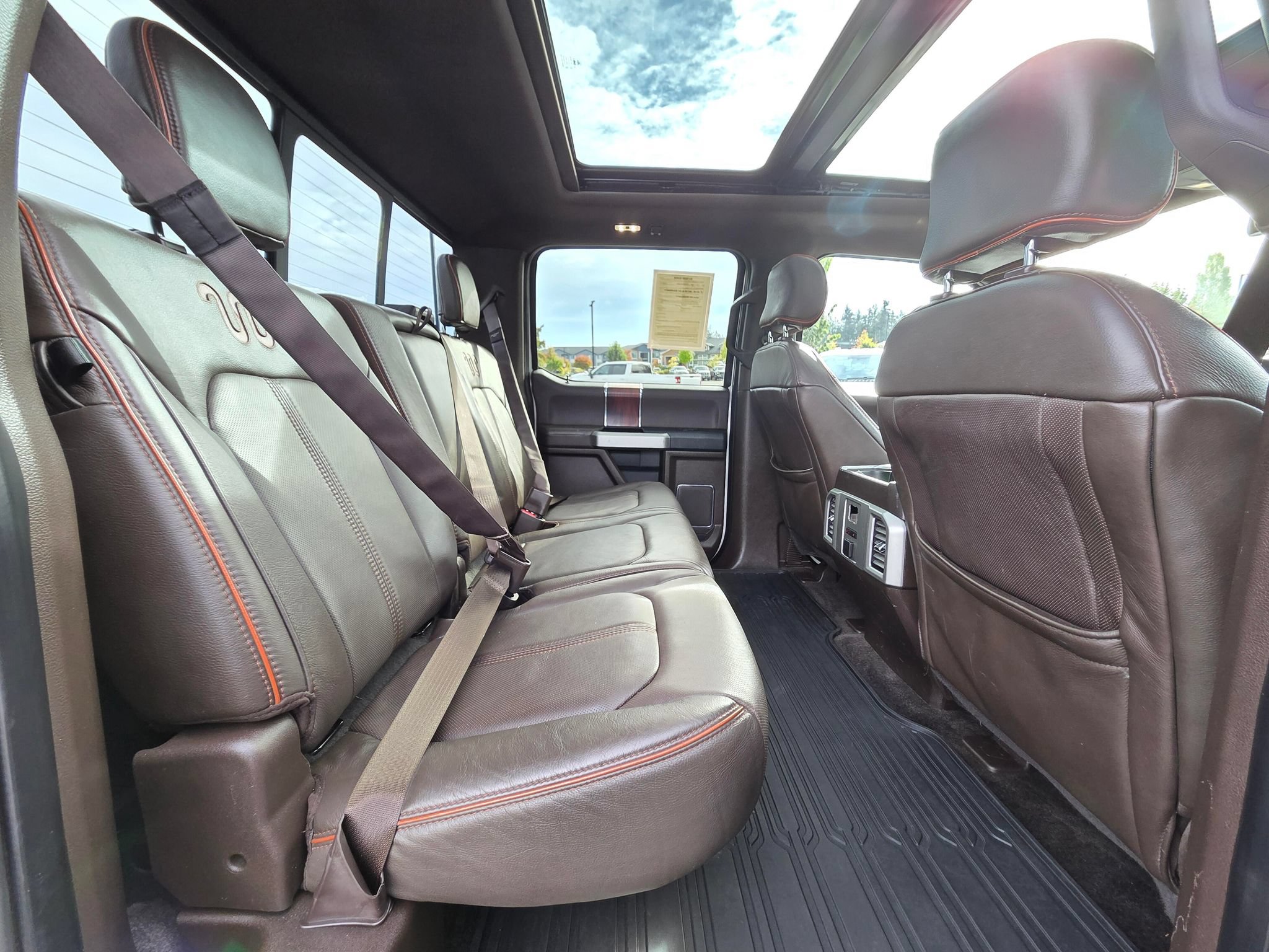 Used 2015 Ford F150 King Ranch w/ Equipment Group 601A Luxury AWD/4WD image 32