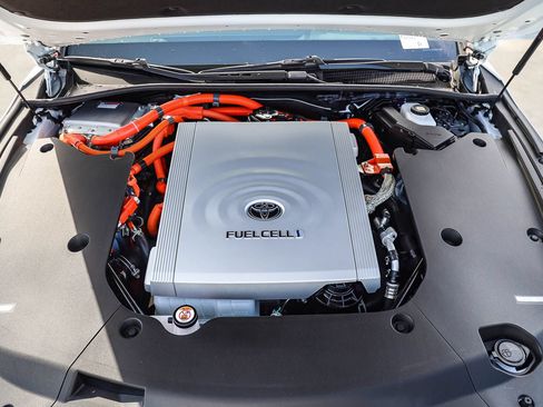 Certified 2023 Toyota Mirai w/ Advanced Technology Package RWD image 26