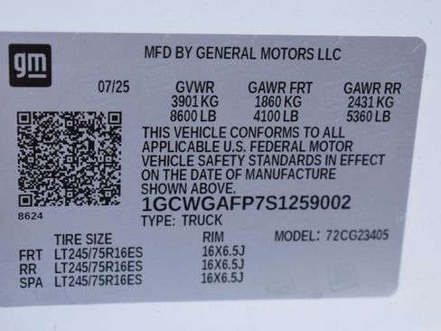 New 2025 Chevrolet Express 2500 w/ Driver Convenience Package RWD image 34