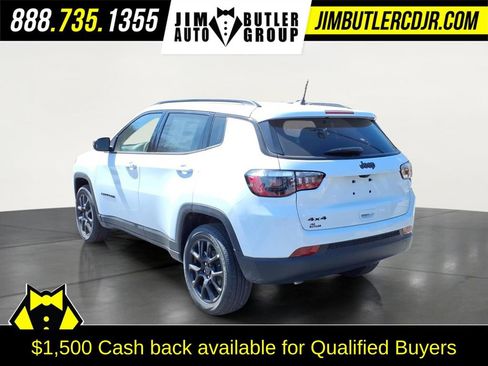 New 2026 Jeep Compass Latitude AWD/4WD image 5