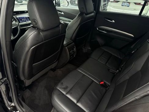 Used 2023 Cadillac XT4 Premium Luxury image 18