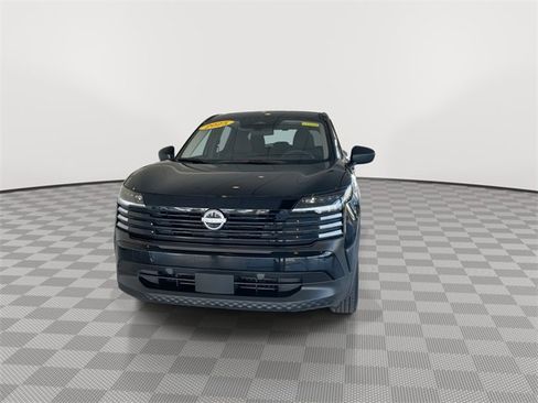 Used 2025 Nissan Kicks S image 4