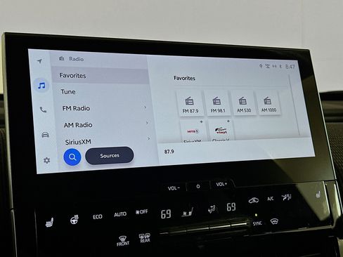 Used 2023 Toyota bZ4X XLE w/ Weather Package image 21