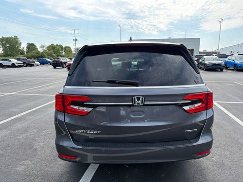 Used 2022 Honda Odyssey Touring image 5