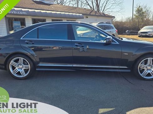 Used 2012 Mercedes-Benz S 550 image 4