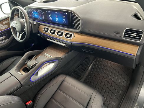 Used 2020 Mercedes-Benz GLE 450 4MATIC image 26
