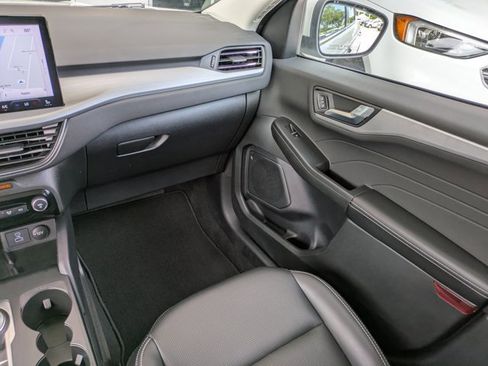 Certified 2023 Ford Escape Platinum image 14