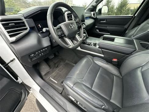 Used 2023 Toyota Tundra Platinum image 16