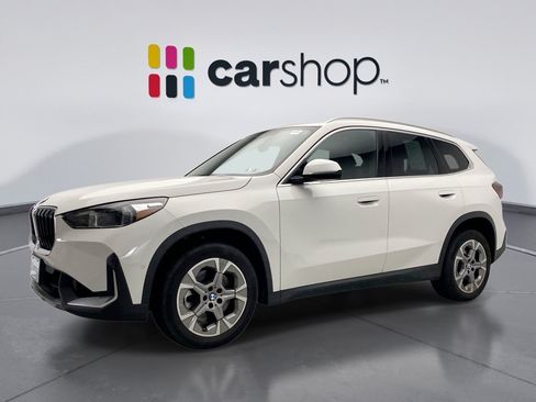 Used 2023 BMW X1 xDrive28i AWD/4WD image 1
