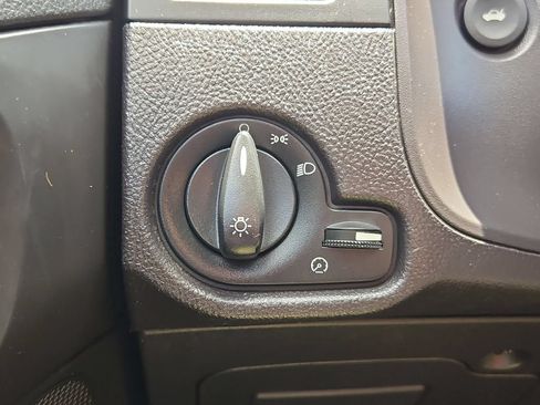 Used 2007 Ford Focus S FWD image 17