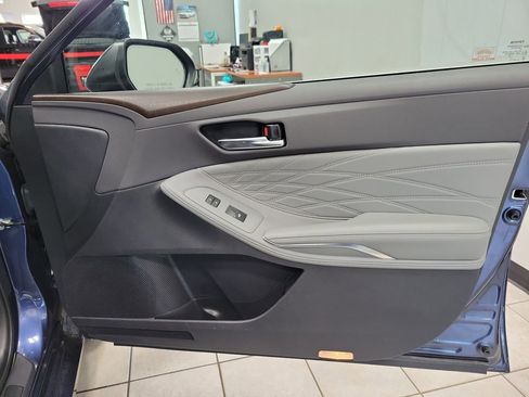 Used 2019 Toyota Avalon Limited w/ Advanced Safety Package FWD image 23
