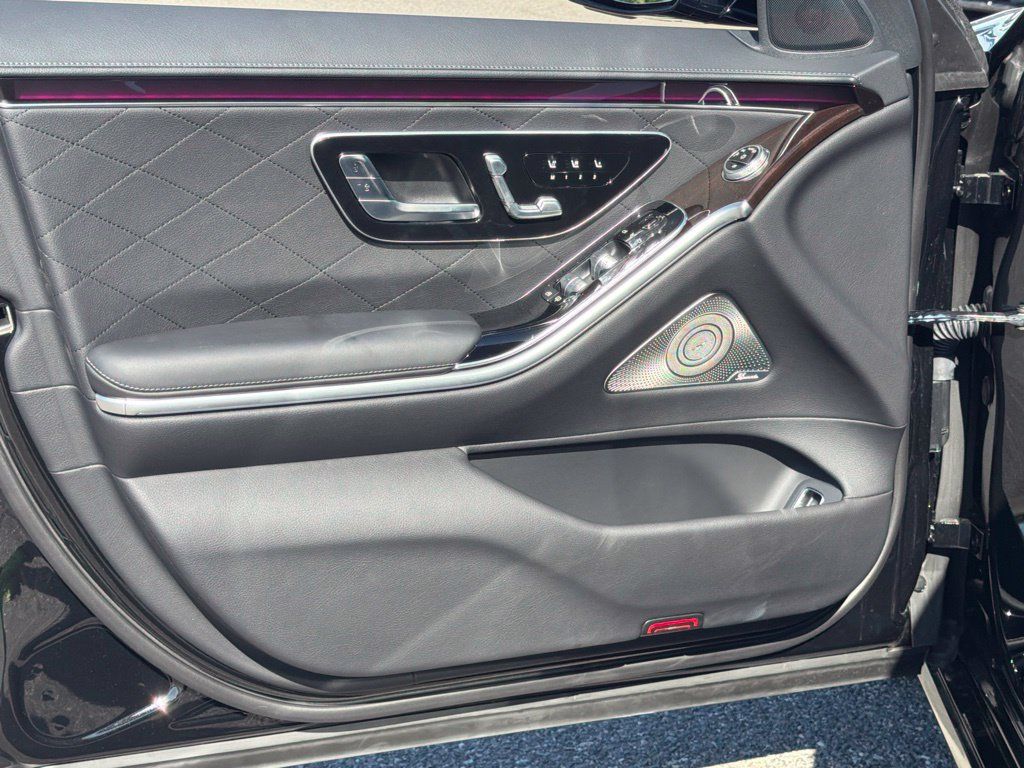 Used 2026 Mercedes-Benz S 580 4MATIC Sedan image 19