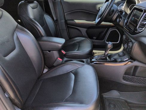 Used 2019 Jeep Compass Limited AWD/4WD image 21