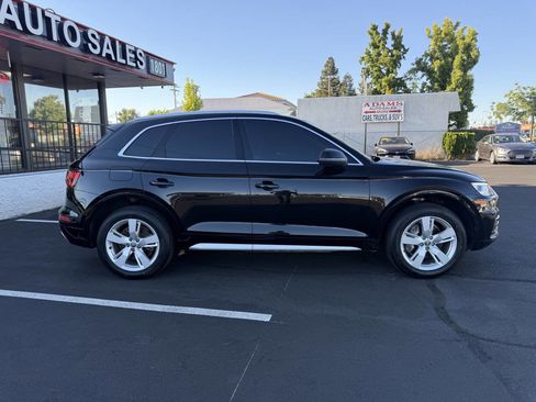 Used 2018 Audi Q5 2.0T Premium Plus AWD/4WD image 2