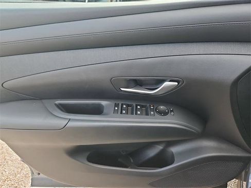 New 2026 Hyundai Tucson SEL image 11