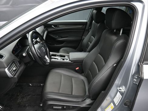 Used 2022 Honda Accord Sport image 18