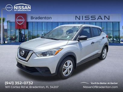 Used 2020 Nissan Kicks S