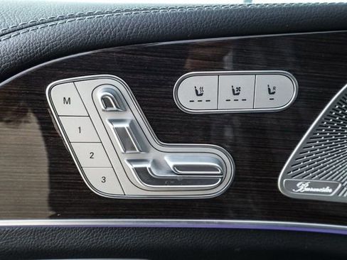 Used 2024 Mercedes-Benz GLE 450e 4MATIC image 28