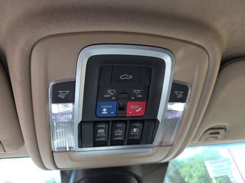 Used 2019 RAM 2500 Laramie AWD/4WD image 24