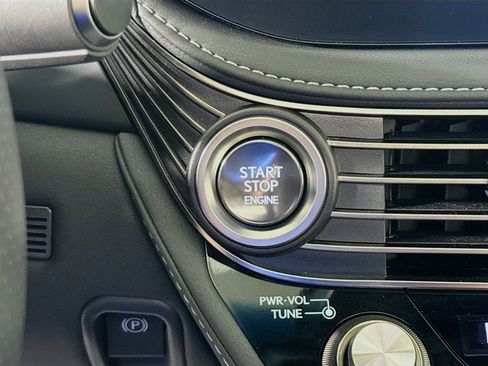 Used 2022 Lexus LS 500 F Sport image 18