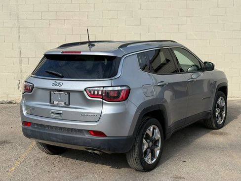 Used 2019 Jeep Compass Limited AWD/4WD image 10