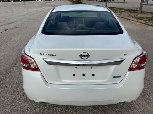 Used 2013 Nissan Altima 2.5 S FWD image 14